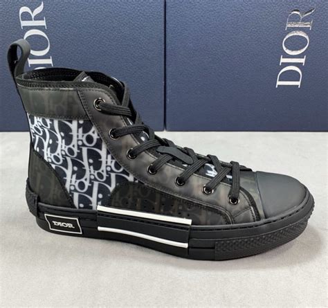 dior oblique t-shirt|dior sneakers b23 high top.